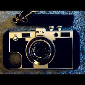 ‘Emily in Paris’ iPhone 11 Case